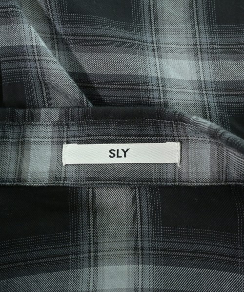 SLY（スライ）カジュアルシャツ 黒 サイズ:F レディース/2200701284022