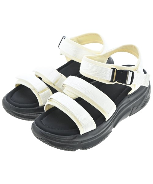 Odette e Odile(オデット　エ　オディール)サンダル 白 サイズ:23.5cm/2200667588042