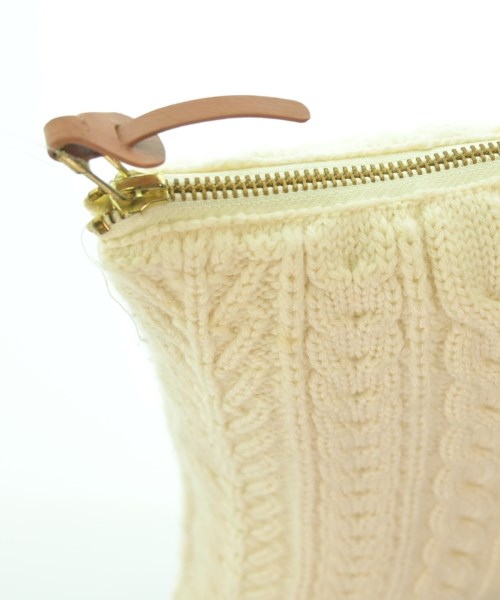 apart by lowrys（アパートバイローリーズ）クラッチバッグ 白 サイズ:- レディース/2200633284497