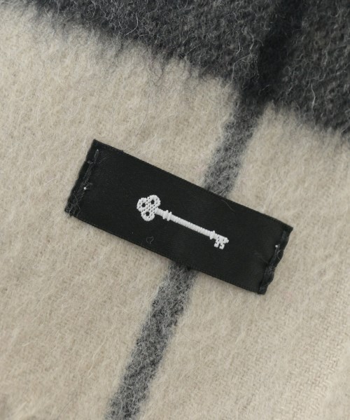 apart by lowrys（アパートバイローリーズ）マフラー 黒 サイズ:- レディース/2200650715028