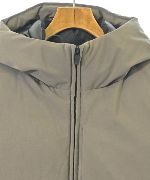 BEAUTY&YOUTH UNITED ARROWS（ビューティーアンドユースユナイテッドアローズ）ダウンジャケット/ダウンベスト グレー サイズ:M メンズ/2200671742010