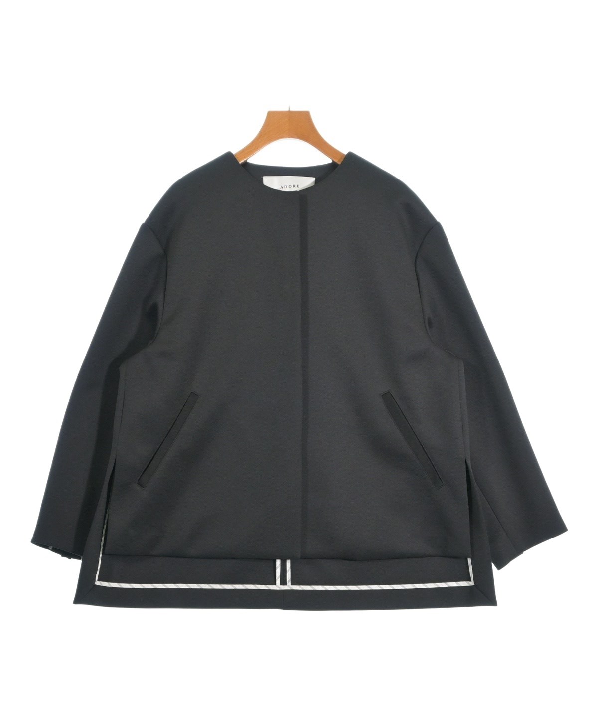 ADORE（アドーア）ノーカラージャケット 黒 サイズ:38(M位) レディース