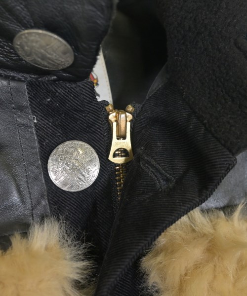 EDUCATION FROM YOUNG MACHINES（エデュケーションフロムヤングマシーン）ダウンジャケット/ダウンベスト ベージュ サイズ:2(M位) メンズ/2200647871034