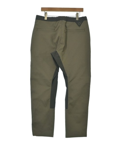 White Mountaineering（ホワイトマウンテニアリング）その他 カーキ サイズ:2(L位) メンズ/2200643953024