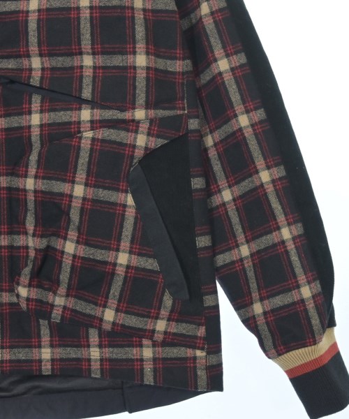 White Mountaineering（ホワイトマウンテニアリング）その他 赤 サイズ:0(S位) メンズ/2200606114097