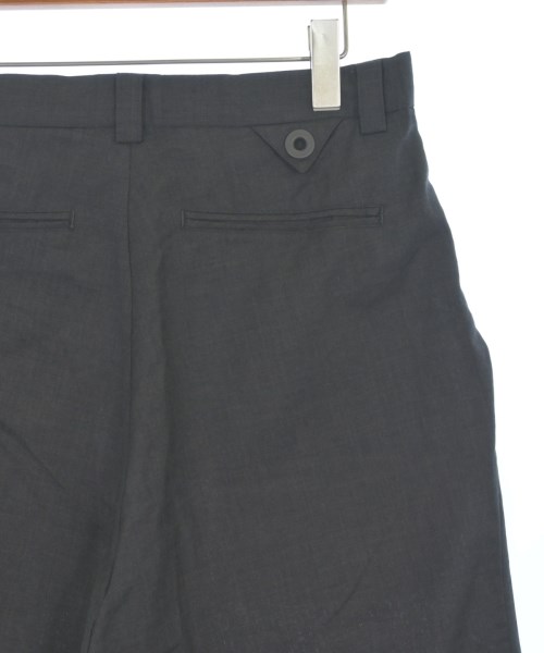 White Mountaineering（ホワイトマウンテニアリング）ショートパンツ グレー サイズ:0(S位) メンズ/2200616278031