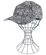 White Mountaineering キャップ
