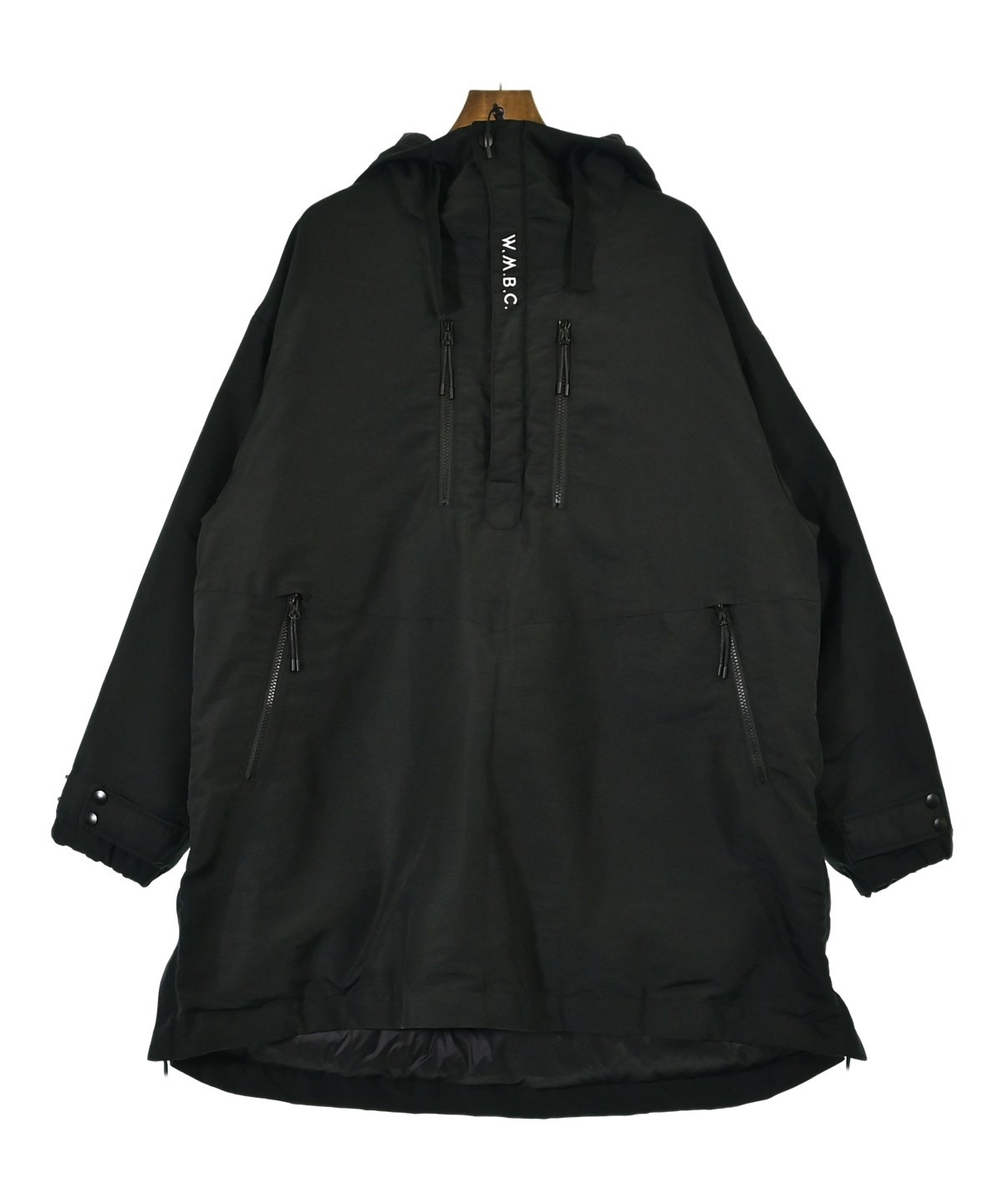 White Mountaineering ブラックベスト サイズ2 White Mountaineering（ホワイトマウンテニアリング）ダウンジャケット