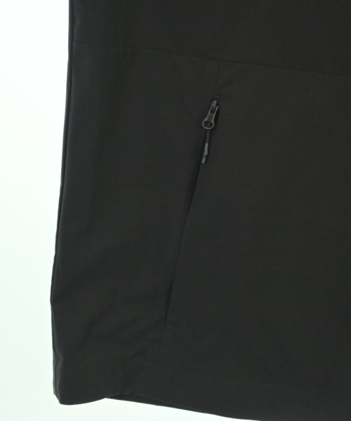 White Mountaineering（ホワイトマウンテニアリング）カジュアルシャツ 黒 サイズ:2(L位) メンズ/2200696863509
