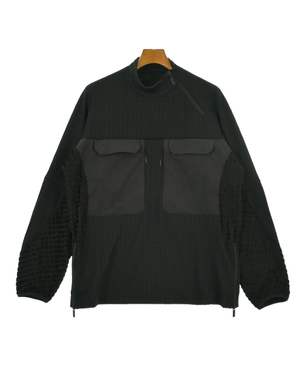 White Mountaineering（ホワイトマウンテニアリング）スウェット 黒