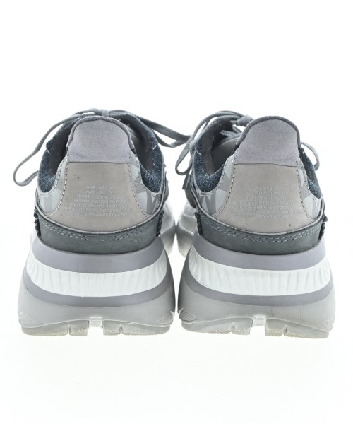 White Mountaineering（ホワイトマウンテニアリング）スニーカー 紺 サイズ:28.5cm メンズ/2200647873830