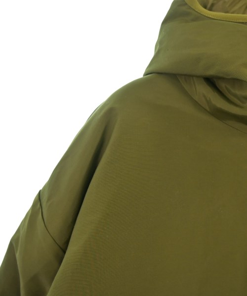 White Mountaineering（ホワイトマウンテニアリング）ダウンジャケット/ダウンベスト カーキ サイズ:3(XL位) メンズ/2200652097016