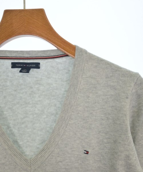 TOMMY HILFIGER（トミーヒルフィガー）ニット・セーター グレー サイズ:S レディース/2200610435218