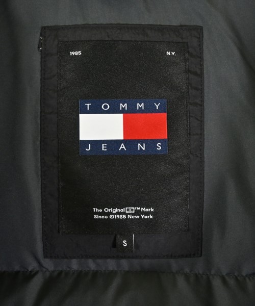 TOMMY HILFIGER（トミーヒルフィガー）ダウンジャケット/ダウンベスト 黒 サイズ:S メンズ/2200672945120