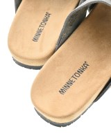 MINNETONKA（ミネトンカ）サンダル グレー サイズ:US8(25cm位) レディース/2200648268062