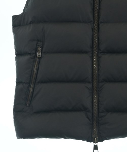 MONCLER（モンクレール）ダウンジャケット/ダウンベスト 黒 サイズ:2(M位) メンズ/2200713717075