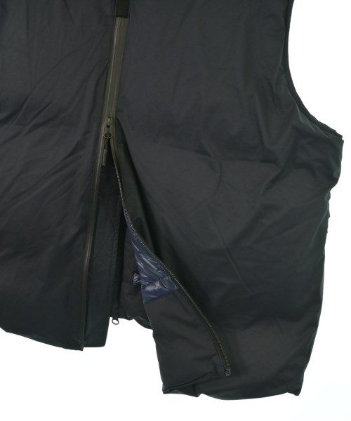 Engineered Garments（エンジニアドガーメンツ）ダウンジャケット/ダウンベスト 紺 サイズ:S メンズ/2200660491011