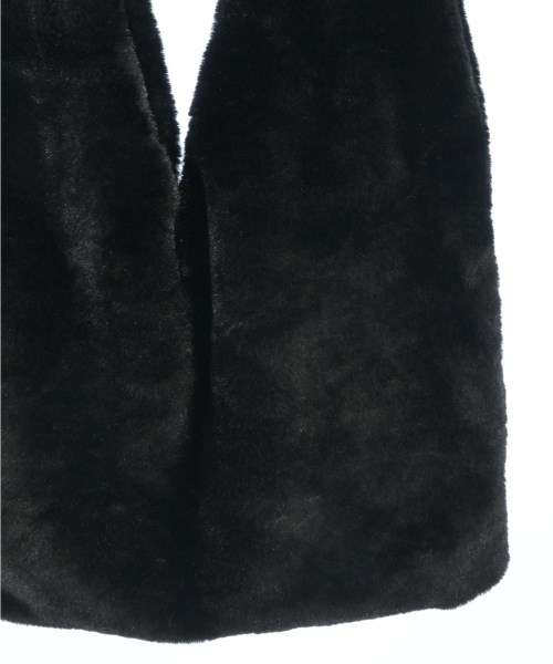 Le Vernis（ル　ヴェルニ）ショルダーバッグ 黒 サイズ:- レディース/2200617506010