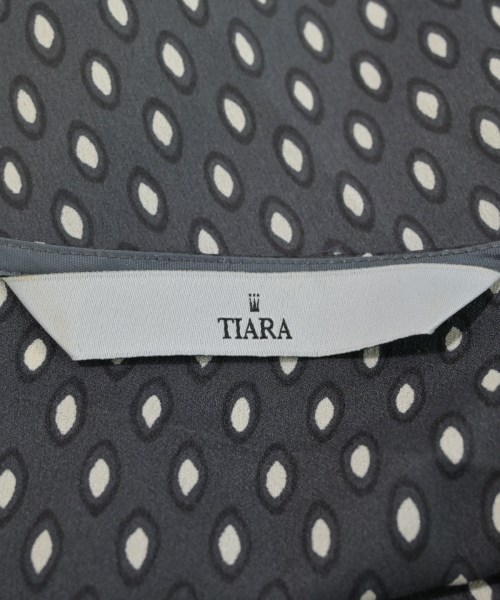 Tiara（ティアラ）ブラウス グレー サイズ:F レディース/2200695868024