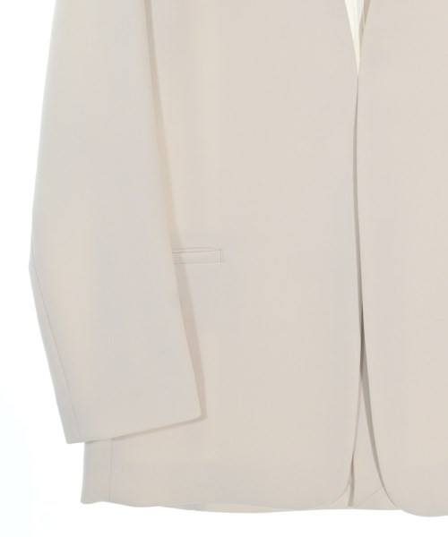 Tiara（ティアラ）ノーカラージャケット 白 サイズ:-(L位) レディース/2200653804279