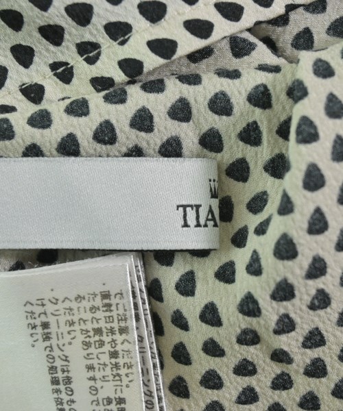 Tiara（ティアラ）ブラウス 白 サイズ:-(M位) レディース/2200632034154