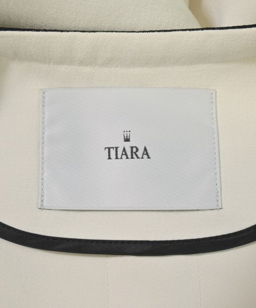 Tiara（ティアラ）その他 白 サイズ:2(M位) レディース/2200725646035