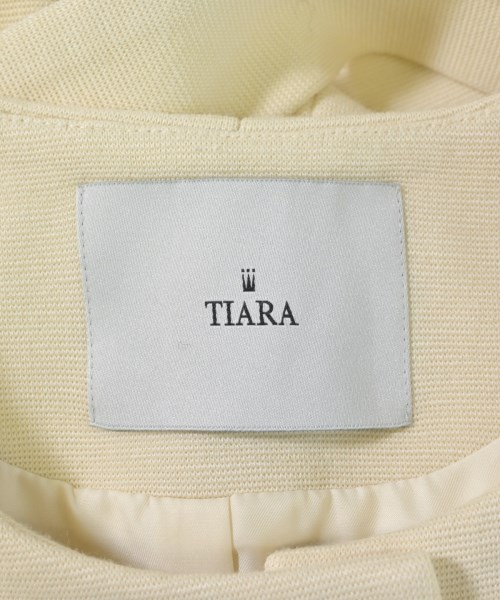 Tiara（ティアラ）ベスト 白 サイズ:-(L位) レディース/2200687289028
