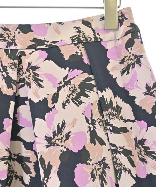 TO BE CHIC（トゥー　ビー　シック）ひざ丈スカート 紺 サイズ:40(M位) レディース/2200656846092