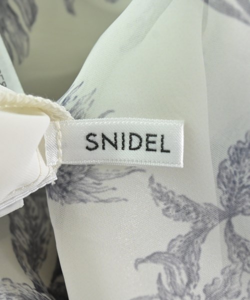 SNIDEL（スナイデル）ブラウス 白 サイズ:ONE レディース/2200625906130