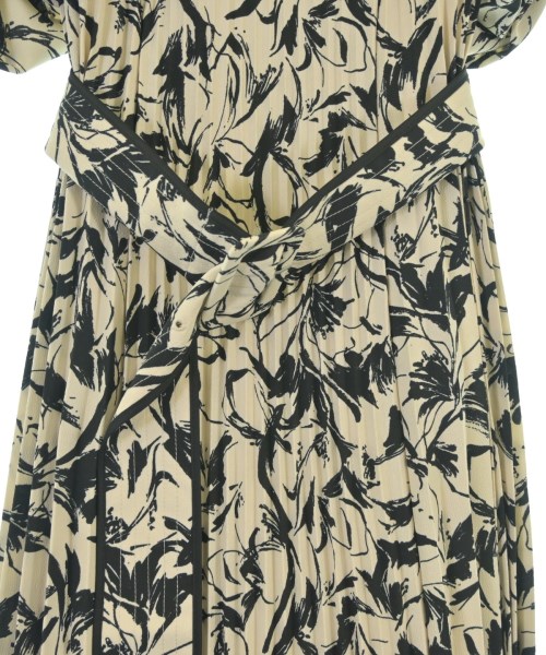 SNIDEL（スナイデル）ワンピース ベージュ サイズ:0(S位) レディース/2200631879039