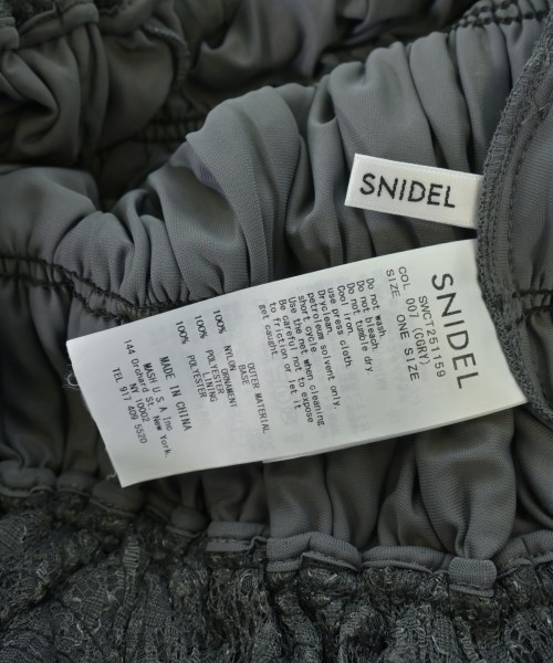 SNIDEL（スナイデル）Tシャツ・カットソー グレー サイズ:ONE レディース/2200632553051
