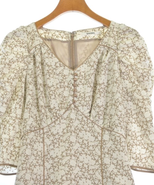 SNIDEL（スナイデル）ワンピース ベージュ サイズ:0(S位) レディース/2200634345043