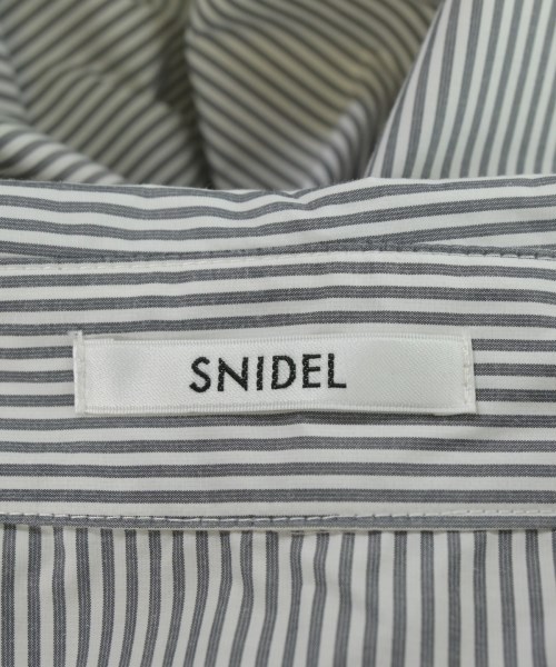 SNIDEL（スナイデル）カジュアルシャツ 白 サイズ:ONE レディース/2200668569095