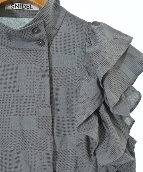 SNIDEL（スナイデル）ブラウス グレー サイズ:ONE レディース/2200672195150