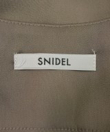 SNIDEL（スナイデル）ブラウス ベージュ サイズ:F レディース/2200693543060