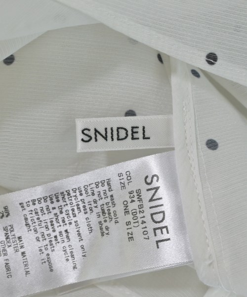 SNIDEL（スナイデル）カジュアルシャツ 白 サイズ:F レディース/2200694622115