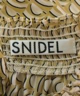 SNIDEL（スナイデル）ブラウス ベージュ サイズ:F レディース/2200648285045