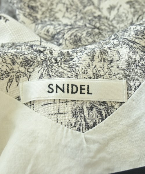 SNIDEL（スナイデル）ワンピース 白 サイズ:0(S位) レディース/2200702649042
