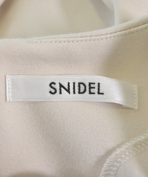 SNIDEL（スナイデル）Tシャツ・カットソー ベージュ サイズ:F レディース/2200705581080