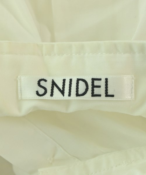 SNIDEL（スナイデル）カジュアルシャツ 白 サイズ:F レディース/2200660212227