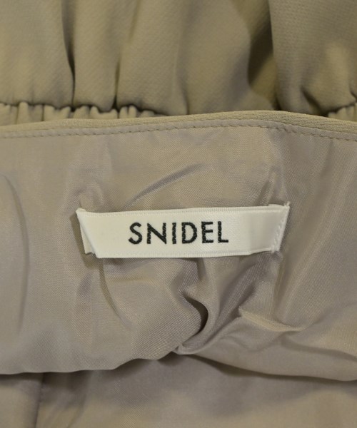 SNIDEL（スナイデル）ワンピース ベージュ サイズ:F レディース/2200721954028