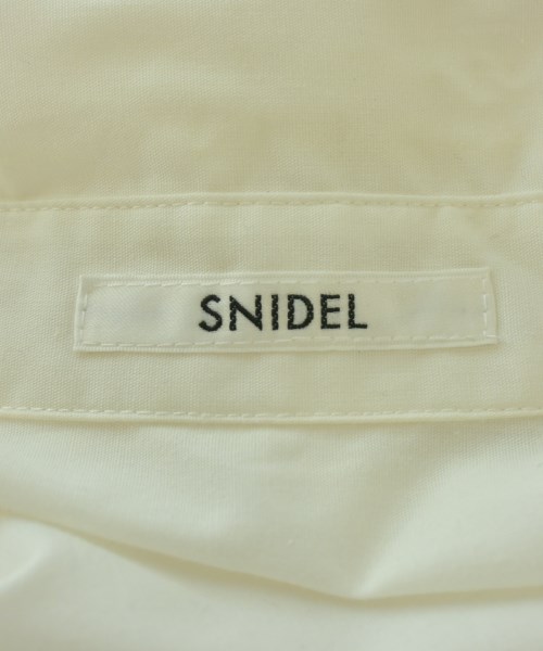SNIDEL（スナイデル）カジュアルシャツ 白 サイズ:ONE レディース/2200683522020