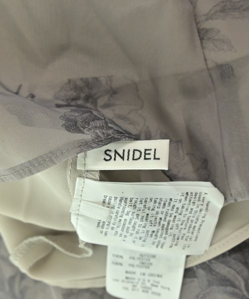 SNIDEL（スナイデル）ブラウス グレー サイズ:-(M位) レディース/2200683697094