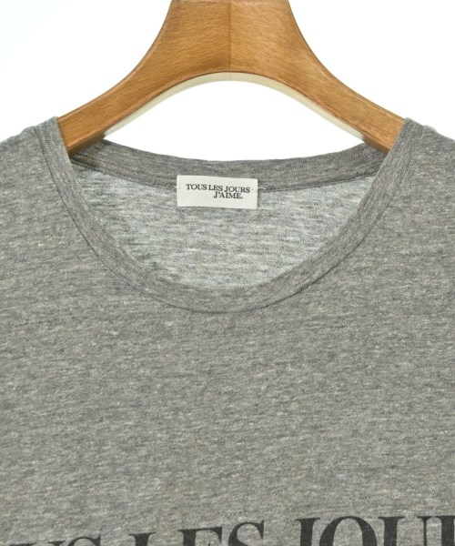 Tous les jours（トゥ　レ　ジュール）Tシャツ・カットソー グレー サイズ:-(M位) レディース/2200708731031