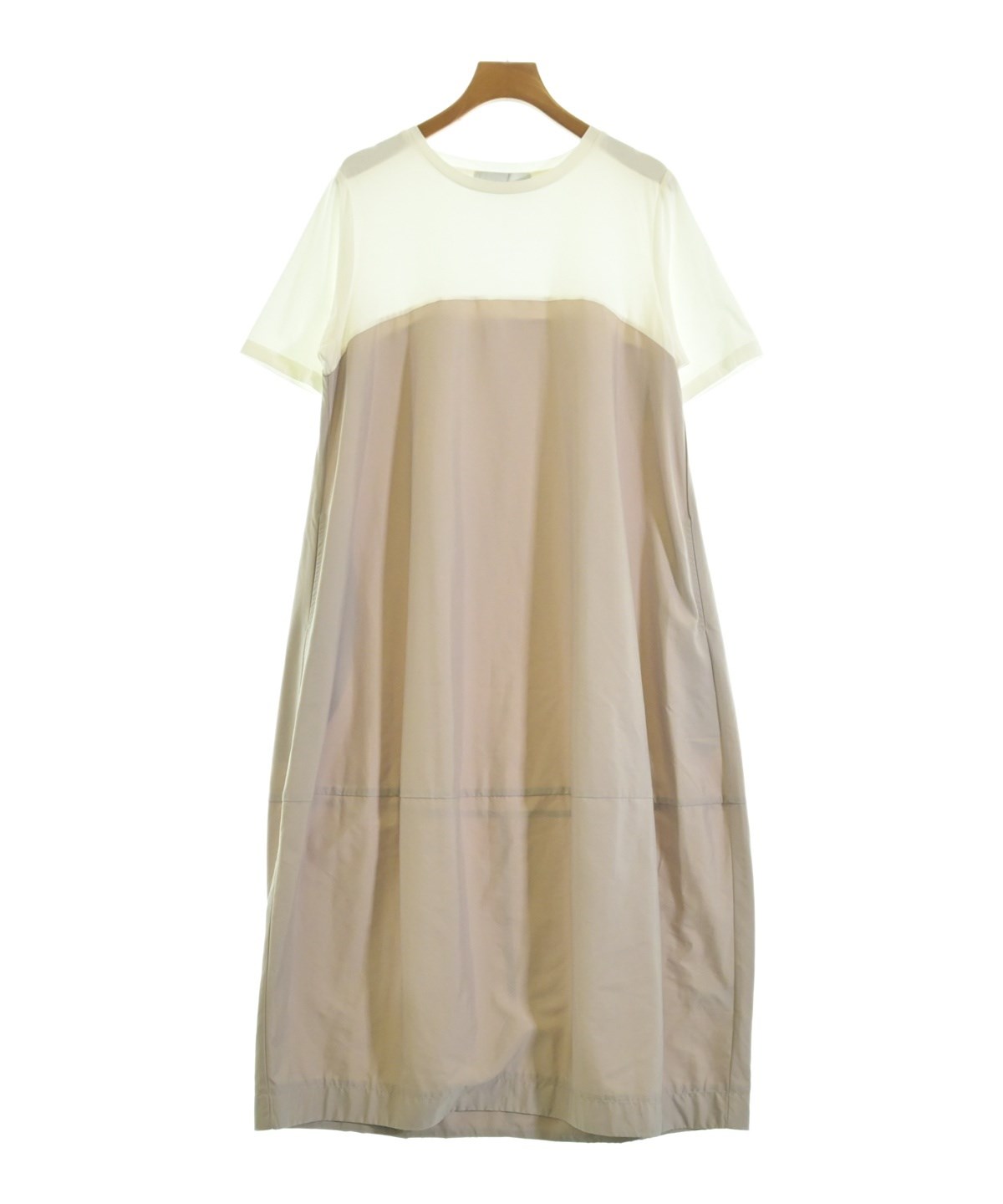 新品 ★SUGAR ROSE /シュガーローズ ◎ベージュ　パンツスーツ　F 新品 ☆SUGAR ROSE /シュガーローズ ◎ベージュ パンツスーツ F 【公式