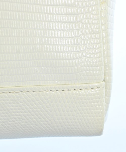 TOFF & LOADSTONE（トフ＆ロードストーン）ショルダーバッグ 白 サイズ:- レディース/2200650027046