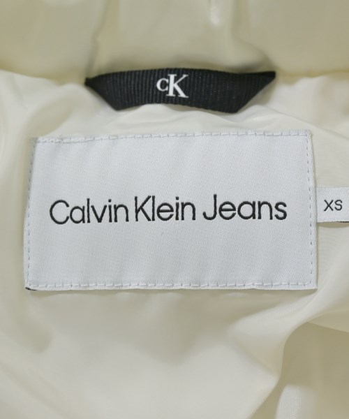 Calvin Klein Jeans（カルバンクラインジーンズ）ダウンジャケット/ダウンベスト 白 サイズ:XS レディース/2200673275028