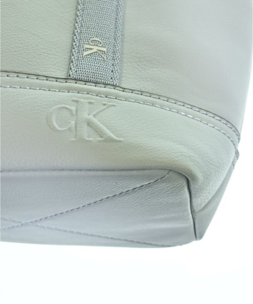 Calvin Klein Jeans（カルバンクラインジーンズ）ショルダーバッグ 青 サイズ:- レディース/2200695798048