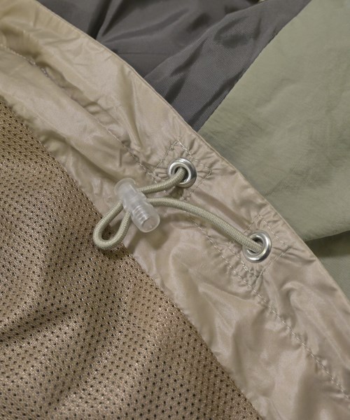 ANREALAGE（アンリアレイジ）その他 カーキ サイズ:46(M位) メンズ/2200620354080