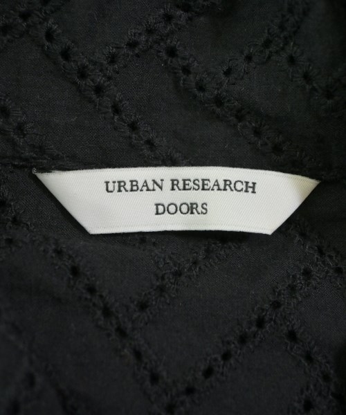 URBAN RESEARCH DOORS（アーバンリサーチドアーズ）カジュアルシャツ 黒 サイズ:M メンズ/2200621121025